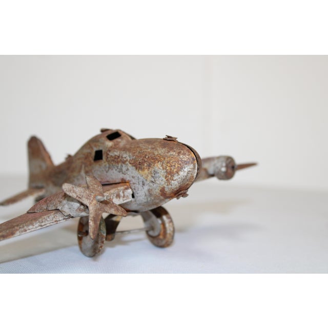 Light Gray Americana Memorabilia Aircraft Ww2 Twin Engine Toy Planes Set B For Sale - Image 8 of 13