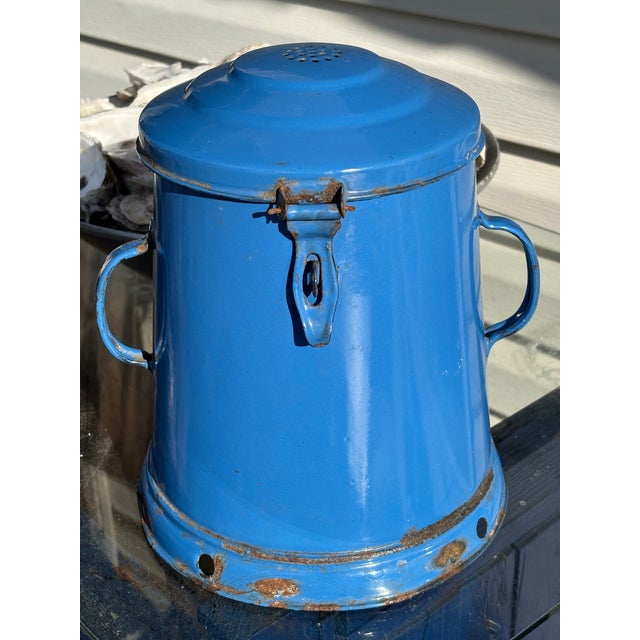 Rustic European Early 20th Century European Enamelware 5 Liter / 3.2 Gallon Lidded Bucket - Fjord Blue For Sale - Image 3 of 9