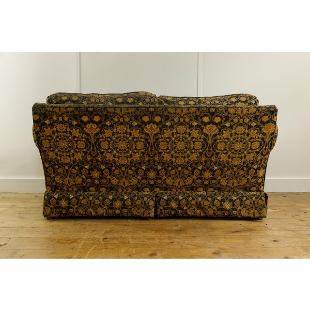 Traditional Skirted Loveseat Attributed to Baker Furniture For Sale - Image 3 of 3