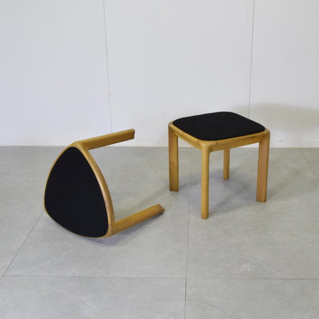 Angelo Mangiarotti Set of De Nos Stools in Beech with Fabric Seats by Angelo Mangiarotti for La Fonte Del Mobile, 1970s For Sale - Image 4 of 9