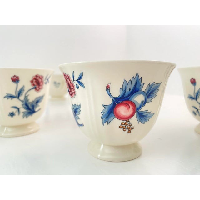 Wedgwood 1970s Wedgwood Williamsburg Potpourri Teacup and Saucer Set, Made in England- 17 Pieces For Sale - Image 4 of 7