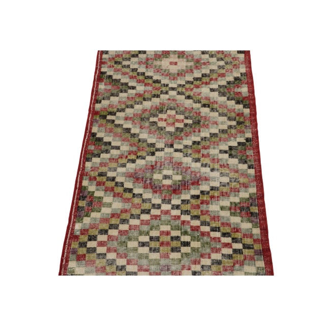 Traditional 1960s Vintage Distressed Turkish Rug in Green, Multicolor Geometric Pattern For Sale - Image 3 of 7