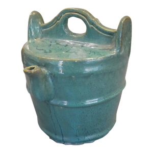 Early 20th Century Chinese Emerald Green Glazed Shiwan Pottery Well Bucket Form Water Pot