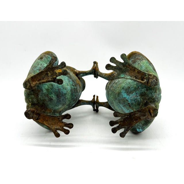 Vintage Metal Verdigris Frogs “Patty Cake” Figurines – Whimsical Garden Sculptures – Hollywood Regency / Organic Modern For Sale - Image 11 of 11