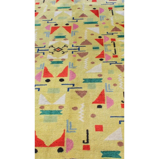 Mid 20th Century Art Deco Design Turkish Rug With a Modern Design in Yellow and Multi Colors For Sale - Image 5 of 10