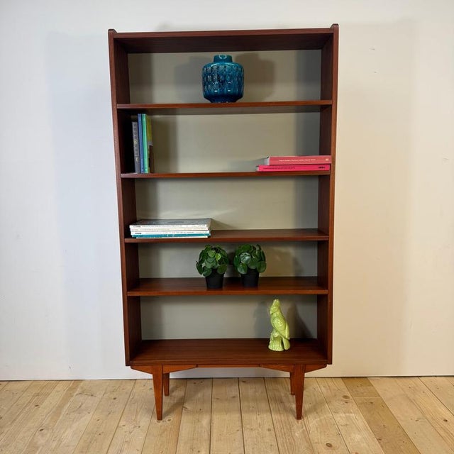 Wood Swedish Teak Bookcase with Five Shelves, 1960 For Sale - Image 7 of 7
