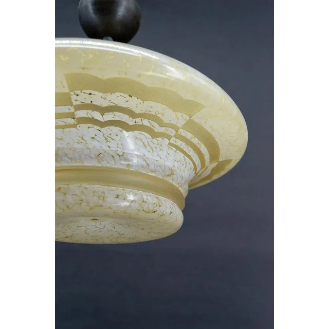 Yellow Modern Art Deco Pendant Light in Acid-Etched Glass, 1930 For Sale - Image 8 of 10
