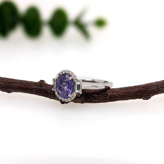 2ct Purple Sapphire Ring With Earth Mined Diamond Halo: Solid 14k Gold, 7x6mm, Size 6.75 For Sale - Image 4 of 6