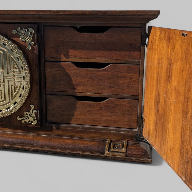 Mid-Century Modern 1970s Wood and Brass Lowboy Credenza With Geometric Paneled Front For Sale - Image 3 of 7