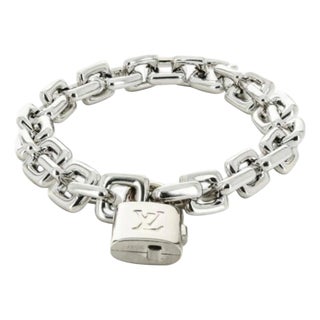Louis Vuitton Locket Chain Vintage Link Bracelet in 18 Karat White Gold, 87 Gm For Sale