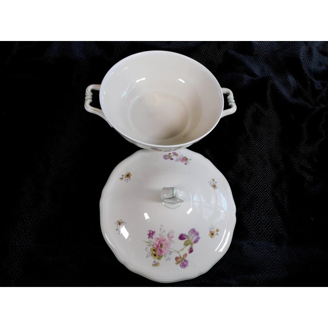 Chippendale 1930s Rosenthal Footed Covered Casserole Dish in Chippendale For Sale - Image 3 of 7