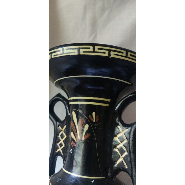 1950s Neoclassical Hand-Painted Greek Vase Bilateral Handle For Sale - Image 4 of 5