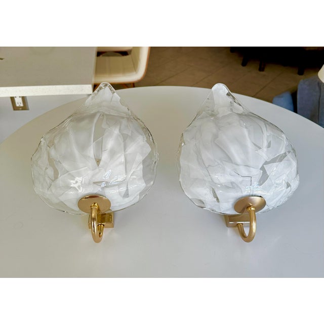 Traditional Pair Mazzega Murano White & Clear Glass Leaf Wall Sconces For Sale - Image 3 of 15