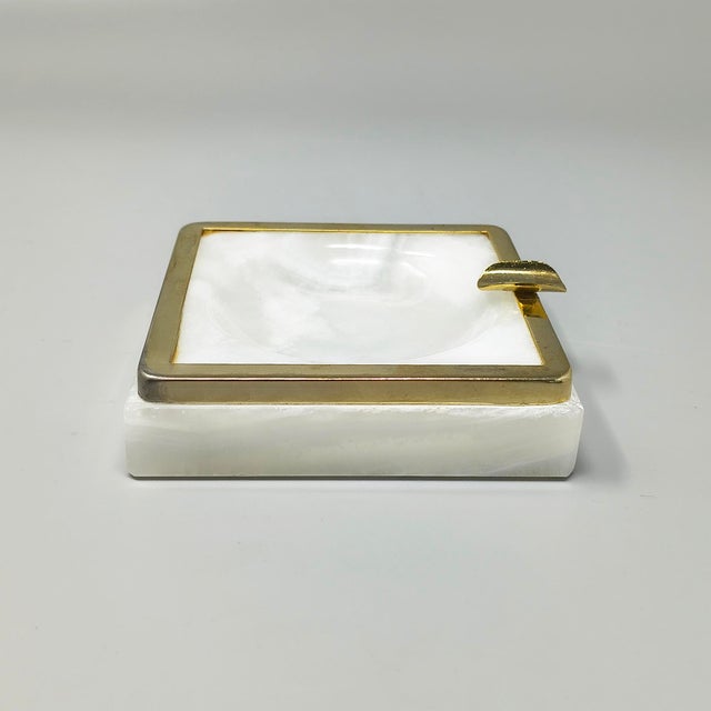 Gemstone Mid-Century Modern Italian Onyx Smoking Set with Table Lighter and Ashtray, 1960s For Sale - Image 7 of 9