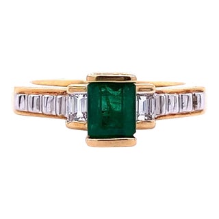Art Deco Colombian Emerald Engagement Ring in 18k Gold, Size 8 For Sale