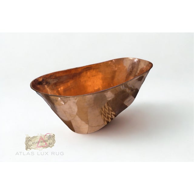 Copper Bath Tub, Freestanding Copper Bathtub | Antique Soaking Tub - Luxurious 100% Natural Brass Handmade Slipper Customizable For Sale - Image 6 of 7