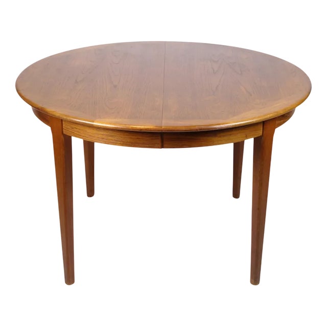Round Extendable Dining Table in Teak, 1960s For Sale