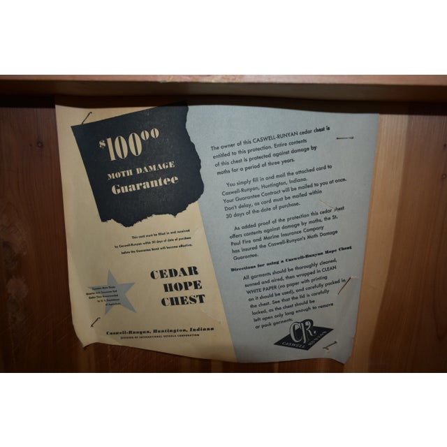 1950s Vintage Caswell-Runyan Cedar Hope Chest – Art Deco Blanket Trunk-Lock Removed For Sale - Image 5 of 13