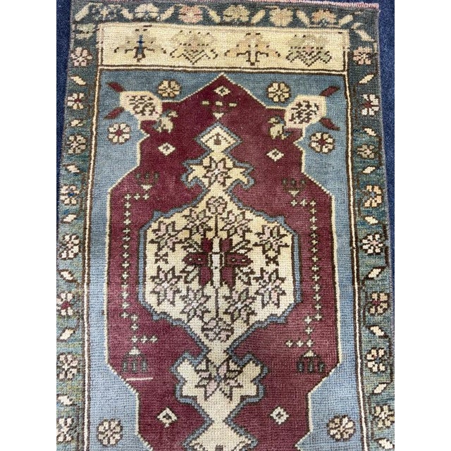Turkish Yastik Rug 1'10" x 3'5" For Sale - Image 4 of 5