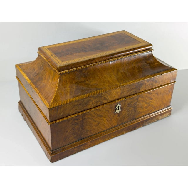 We are selling this great looking European Regency box. This box has attractive burl walnut veneer and inlaid wood...