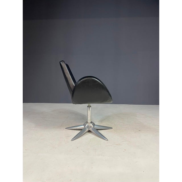 1940s Alipes Black Swivel Salon Chair with Chrome Star Base by Giorgetto Giugiaro for Gamma & Bross, Italy, 1940s For Sale - Image 5 of 10
