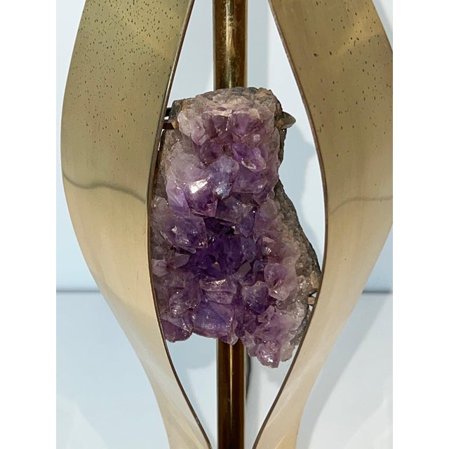 Brass 1970s Mid Century Modern Important sculptural brass lamp with an amethyst stone by Willy Daro For Sale - Image 8 of 12