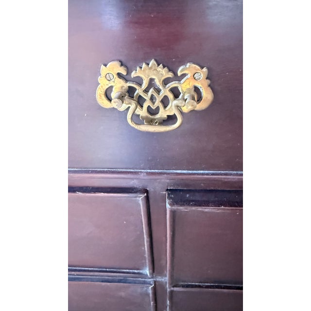 Brown Late 20th Century Georgian Style Mahogany Linen Press Armoire With Pierced Fretwork & Cabriole Legs (Two-Piece) For Sale - Image 8 of 13