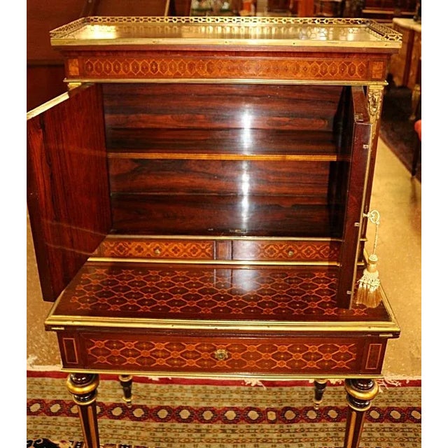 ​19th Century French Rosewood Inlaid Louis XVI Ladies Desk Bonheur Du Jour For Sale In New York - Image 6 of 13