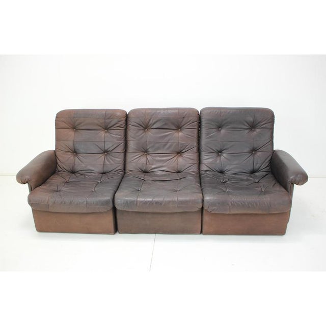 Czechoslovak Modular Leather 5-Seater Sofa, 1970s, Set of 5 For Sale - Image 18 of 18