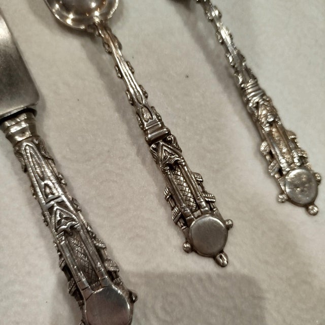 Gothic-Style Silver Cutlery with Case, 1800s, Set of 4 For Sale - Image 11 of 12