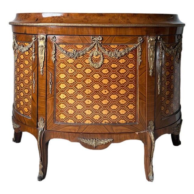 1950s Neoclassical Transitional Marquetry Commode For Sale