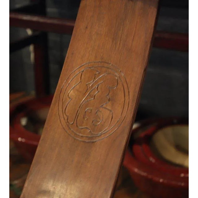 Chinese Bow Back Country Style Curved Elm Petite Side Chair From China, 19th Century For Sale - Image 3 of 5