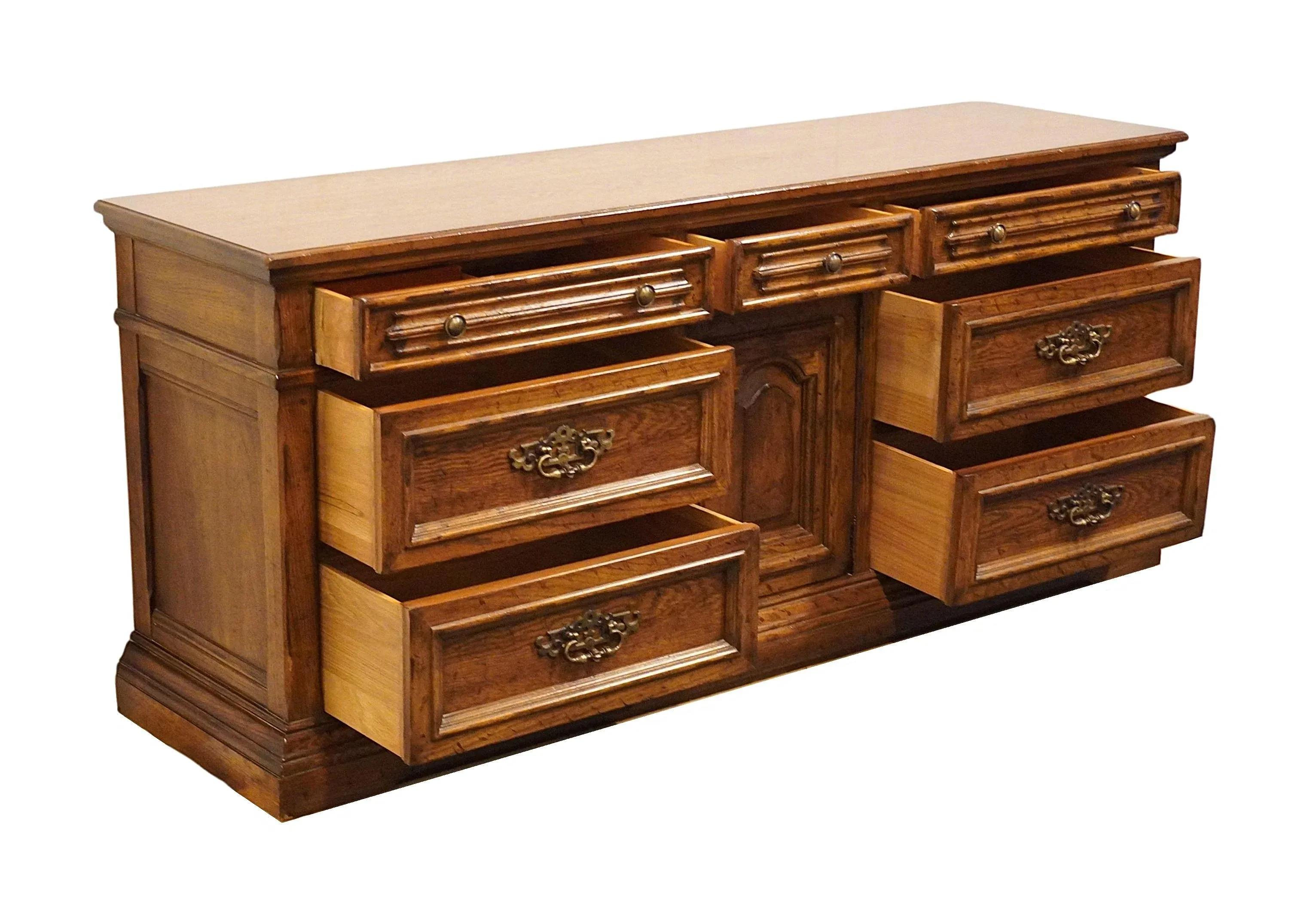 Drexel Heritage Bishopsgate Collection English Tudor Style 72