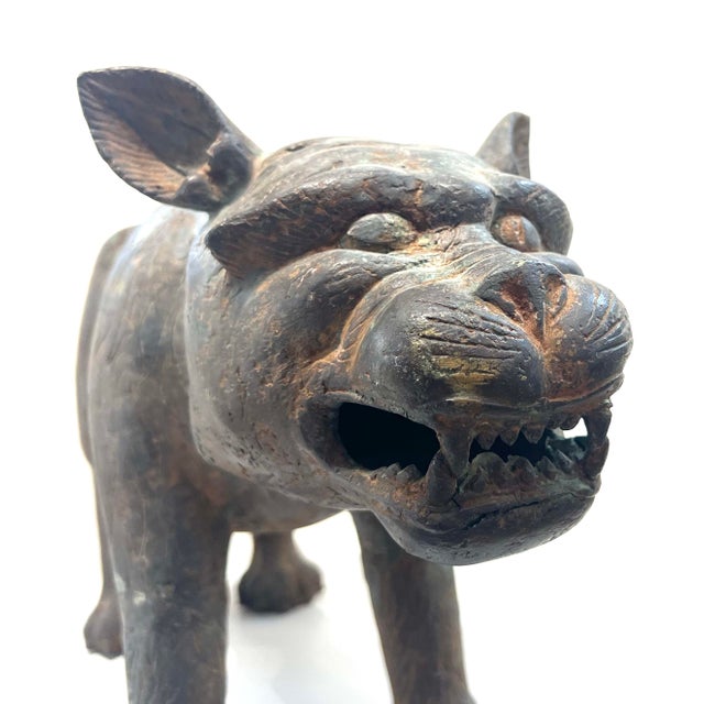 Early 20th Century Early 20th Century Large Vintage Bronze Mythical Feline Heavy For Sale - Image 5 of 12