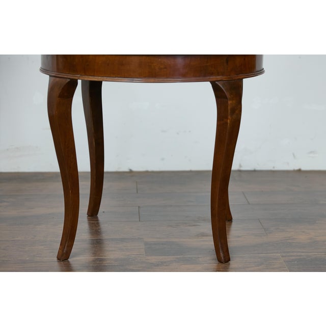 Italian Walnut Table with Round Quarter Veneer Top and Cabriole Legs For Sale In Atlanta - Image 6 of 12