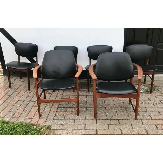 King & Queen Dining Chairs in Teak by Arne Hovmand-Olsen for Jutex, 1950s, Set of 6 For Sale - Image 12 of 12