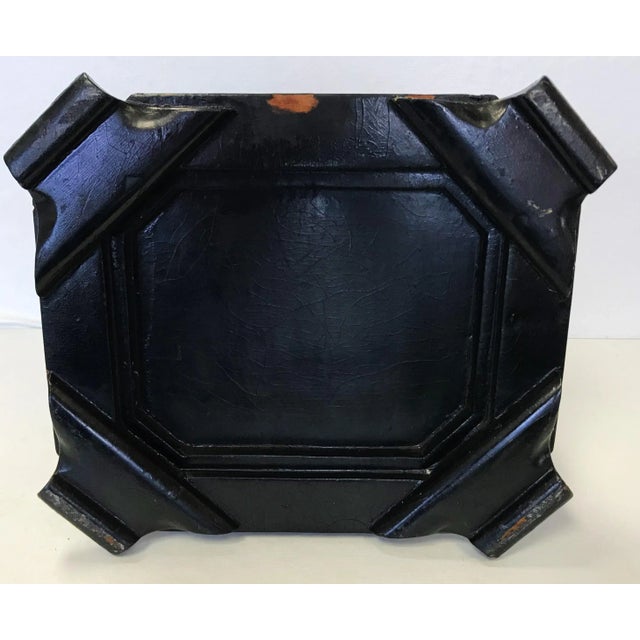 19th Century Papier Mâché Lacquered Jewelry Box Hand Painted with Inlaid With Mother-Of-Pearl For Sale In West Palm - Image 6 of 13