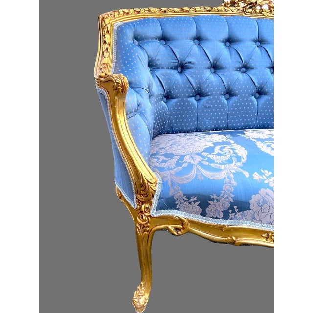 1950s French Louis XVI Blue Damask Gold Beech Settee For Sale - Image 9 of 12