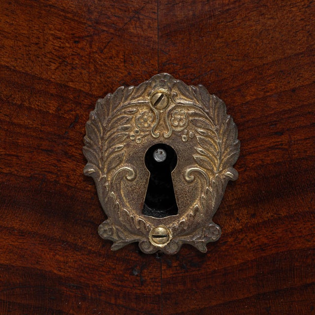 1820s French Empire Marble-Top Chest of Drawer With Paw Feet For Sale - Image 9 of 18