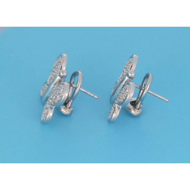 Tous Diamond 18k White Gold Butterfly Huggie Earrings, 2 Pieces For Sale - Image 4 of 6