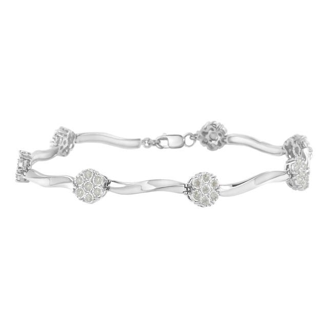 .925 Sterling Silver 1.0 cttw Miracle-Set Diamond 7 Stone Floral Cluster Link Bracelet For Sale