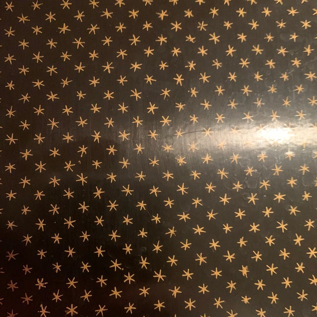 1980s 1980s Chelsea House Tole Urn For Sale - Image 5 of 8