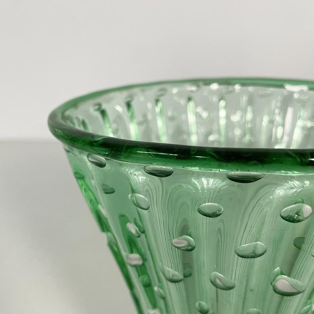 Mid-Century Modern Italian Oval Vase in Green Glass, 1980s For Sale - Image 6 of 9