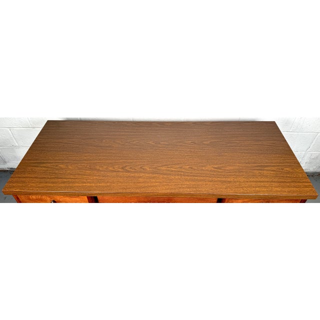 Mid 20th Century Mid-Century Modern Writing Desk For Sale - Image 4 of 10