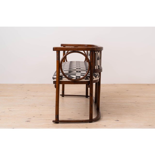 Antique Vienna Secession Bentwood Bench by Josef Hoffmann, 1910 For Sale - Image 3 of 10