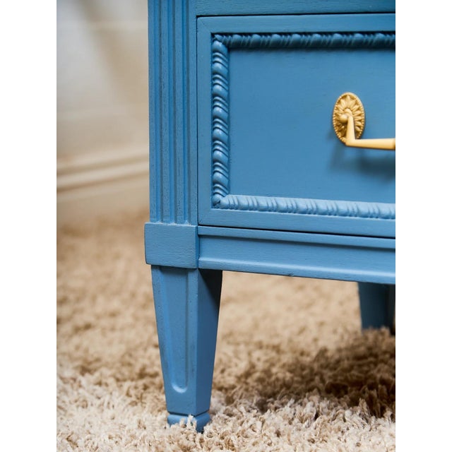 Sky Blue Mid 20th Century Henredon Château Sky Blue Hollywood Regency Dresser For Sale - Image 8 of 12