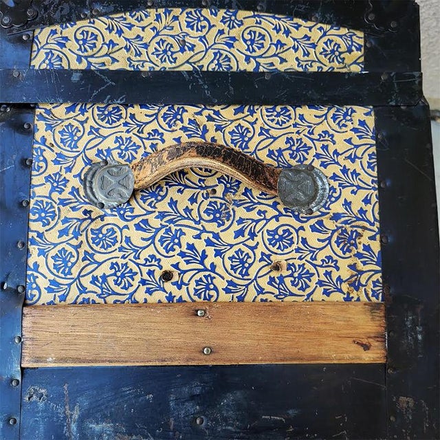 Brown Late 19th Century Victorian Dome-Top Steamer Trunk - Blue & Gold Floral Embossed Tin For Sale - Image 8 of 11