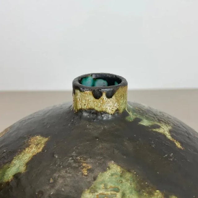 Abstract Ceramic Studio Pottery Vase from Gerhard Liebenthron, Germany, 1963 For Sale - Image 13 of 18