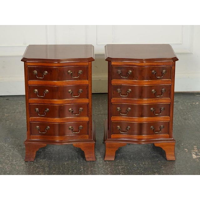 Lovely Pair Of Georgian Style Bed Side Nighstands Chest of Drawers. A beautiful pair, very well made with some cosmetic...