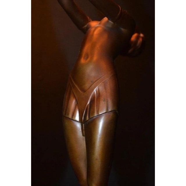 1930s Art Deco French Figural Dancer Table Lamp with Marble Base and Glass Globe, 1930 For Sale - Image 5 of 18